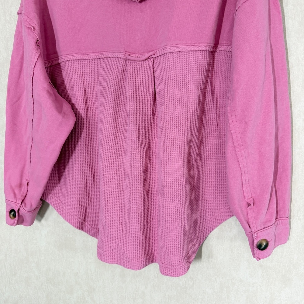 American Eagle Women’s Textured Big Hug Hooded Waffle Shaket Button Front Pink M - Picture 8 of 14